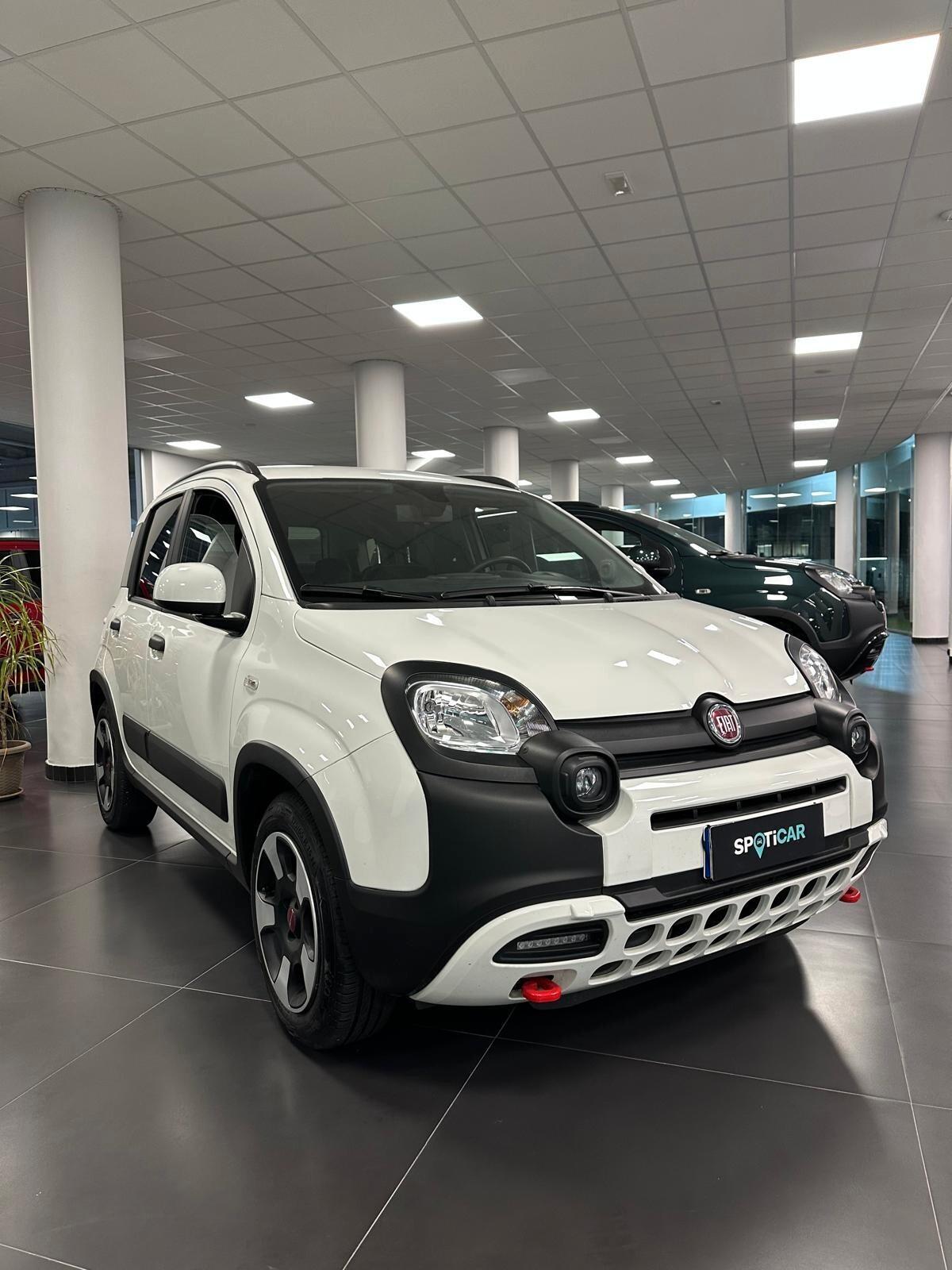 Fiat Panda 1.0 cross FireFly S&S Hybrid