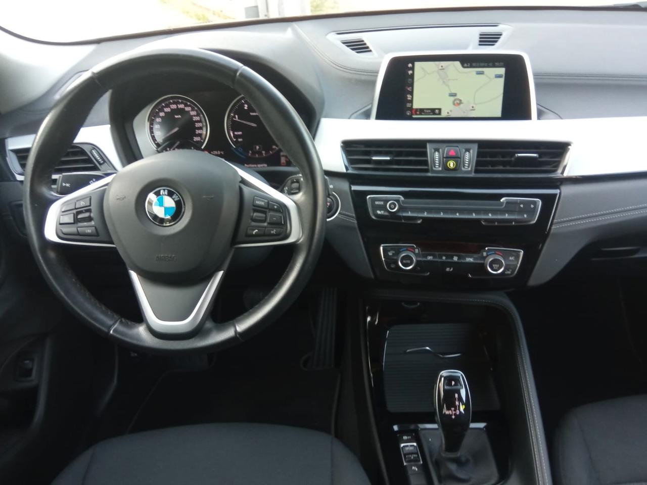 Bmw X2 sDrive18d Advantage Steptronic