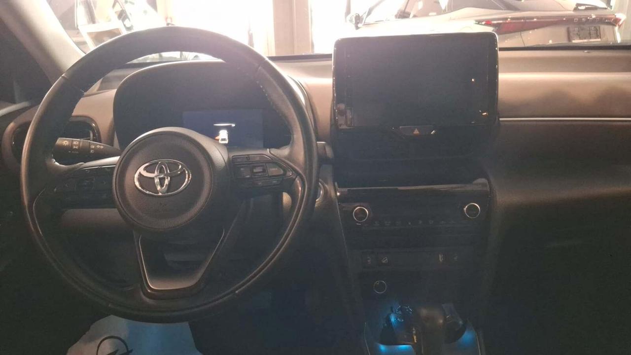 Toyota Yaris Cross 1.5 Hybrid 5p. E-CVT AWD-i Lounge