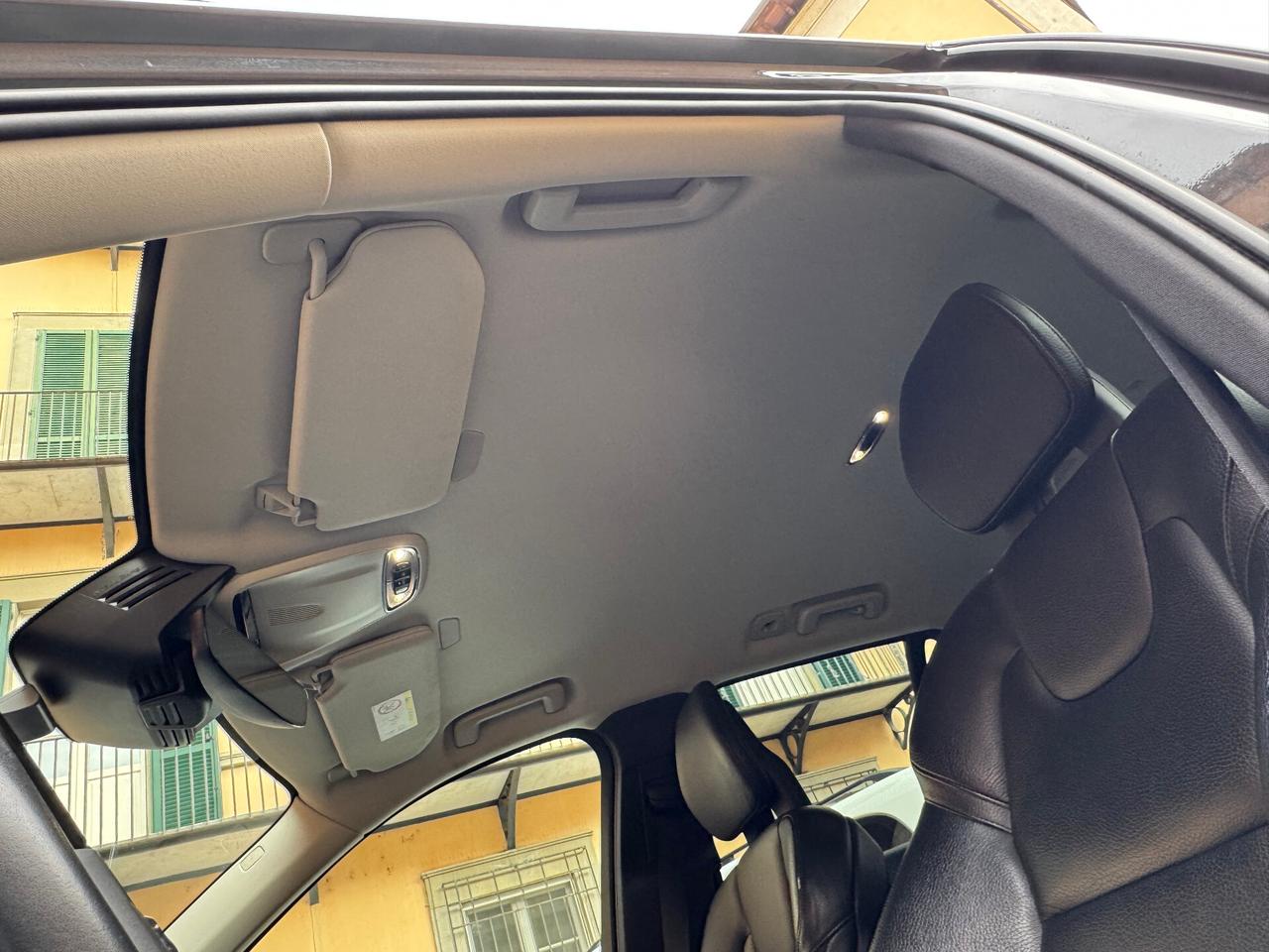 Volvo XC 90 B5 (d) AWD automatico 7 posti Momentum Pro