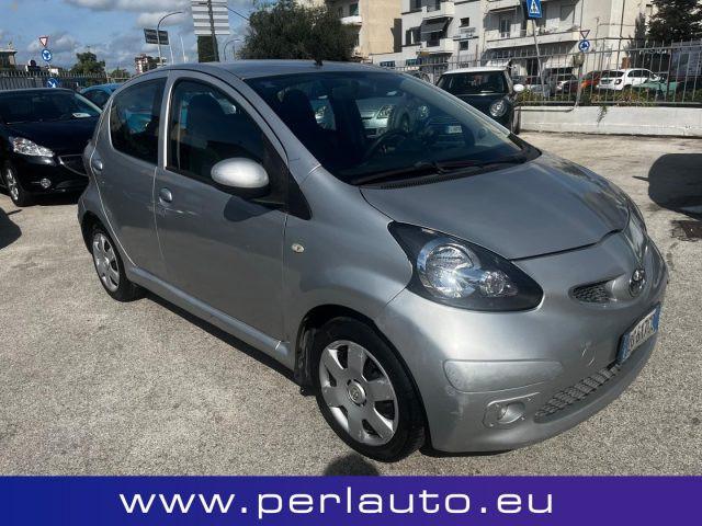 TOYOTA Aygo 1.0 12V 5 porte Sol CAMBIO AUTOMATICO