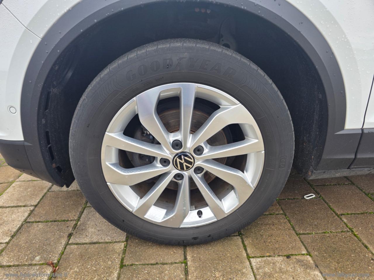VOLKSWAGEN T-Roc 2.0TDI LED PARK ASSIST ACC