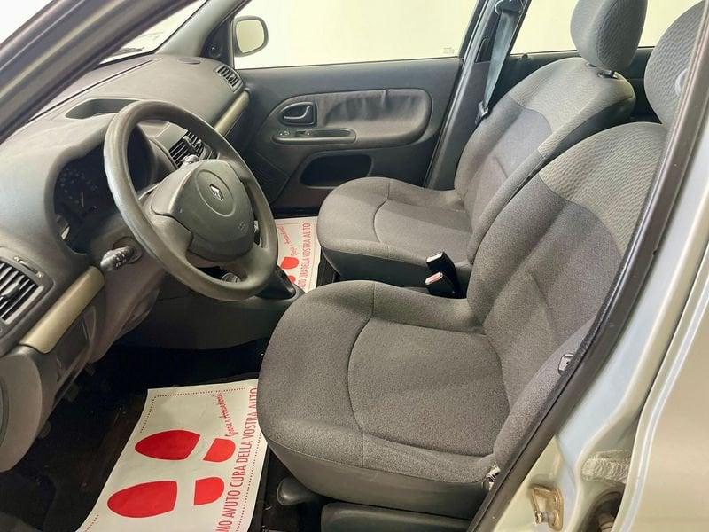Renault Clio Clio 1.2 cat 5 porte Confort Authentique