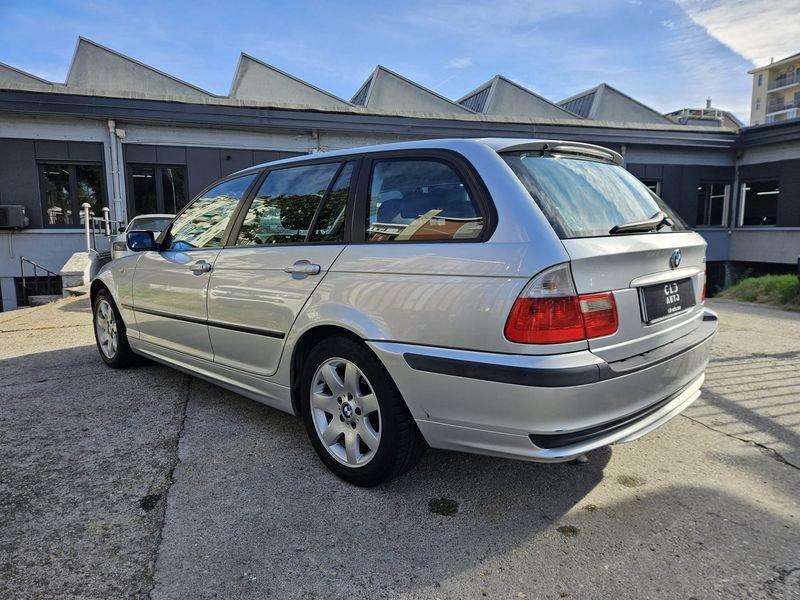 BMW Serie 3 320d Touring Futura