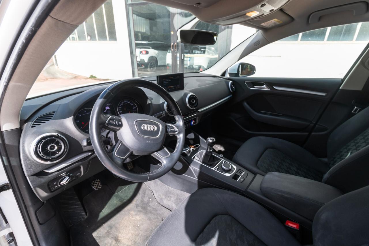 Audi A3 1.6 TDI clean diesel Attraction