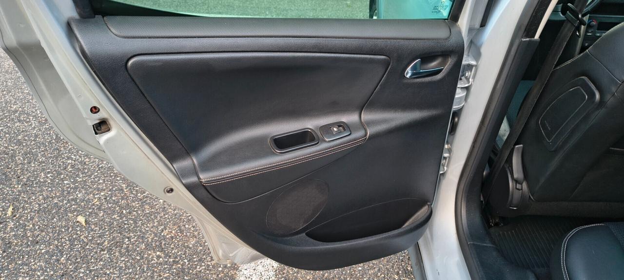 Peugeot 207 1.6 HDi 110CV SW XS Ciel