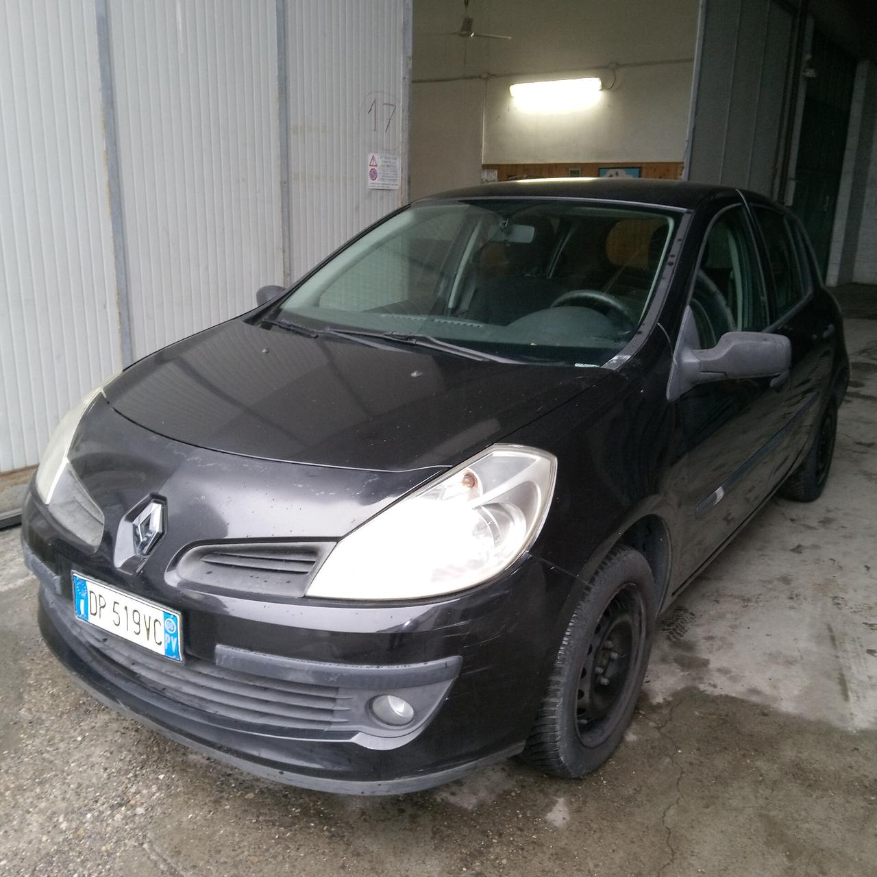 Renault Clio 1.2 16V 5 porte Dynamique