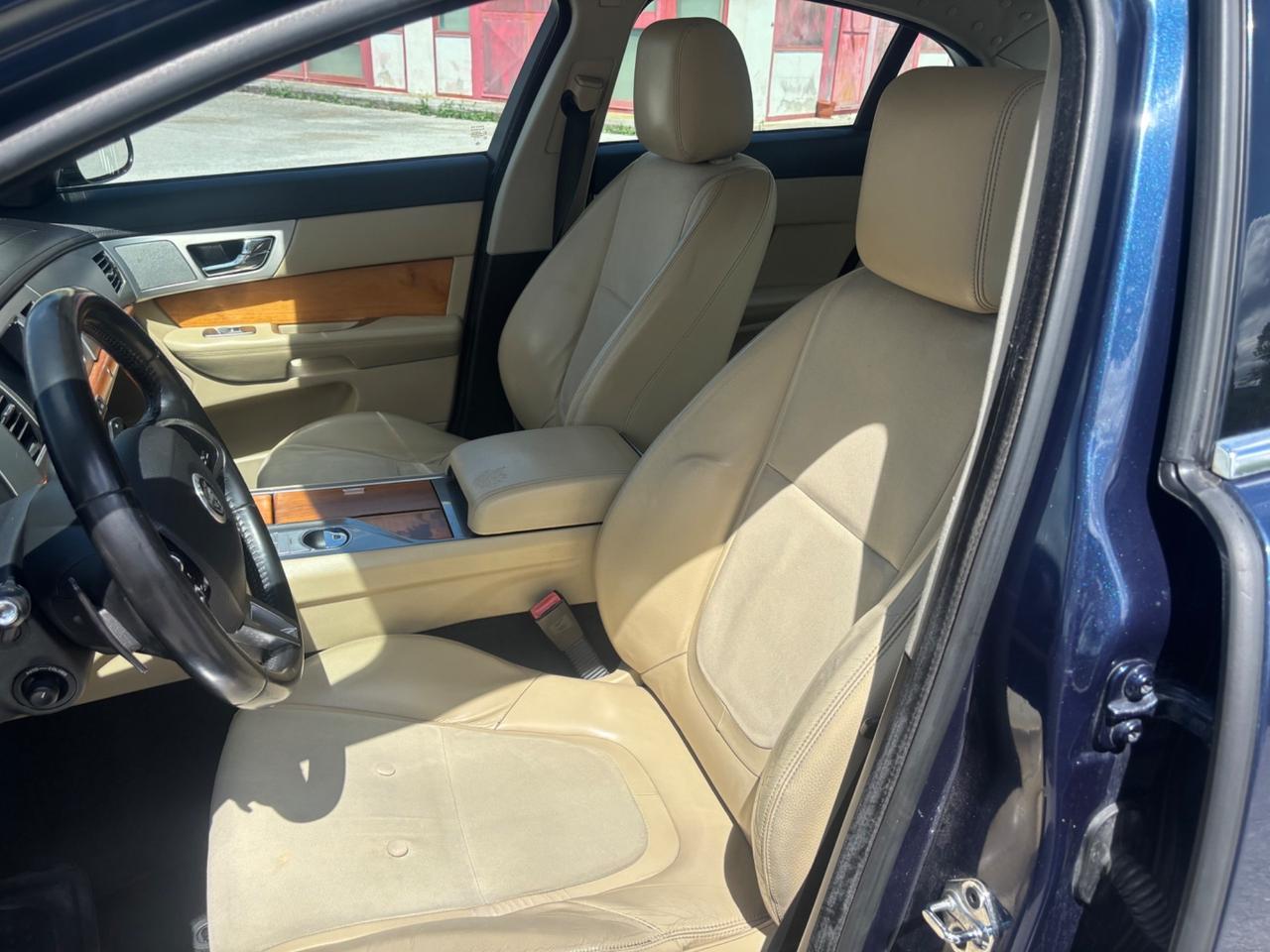 Jaguar XF 2.2 D 190 CV