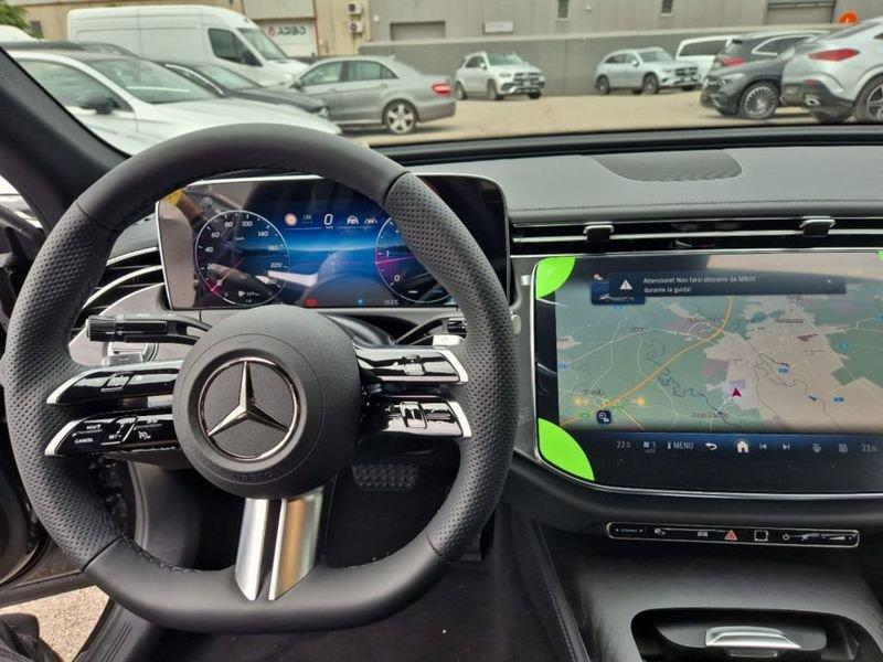 Mercedes-Benz Classe E 220d Berlina AMG Line Premium
