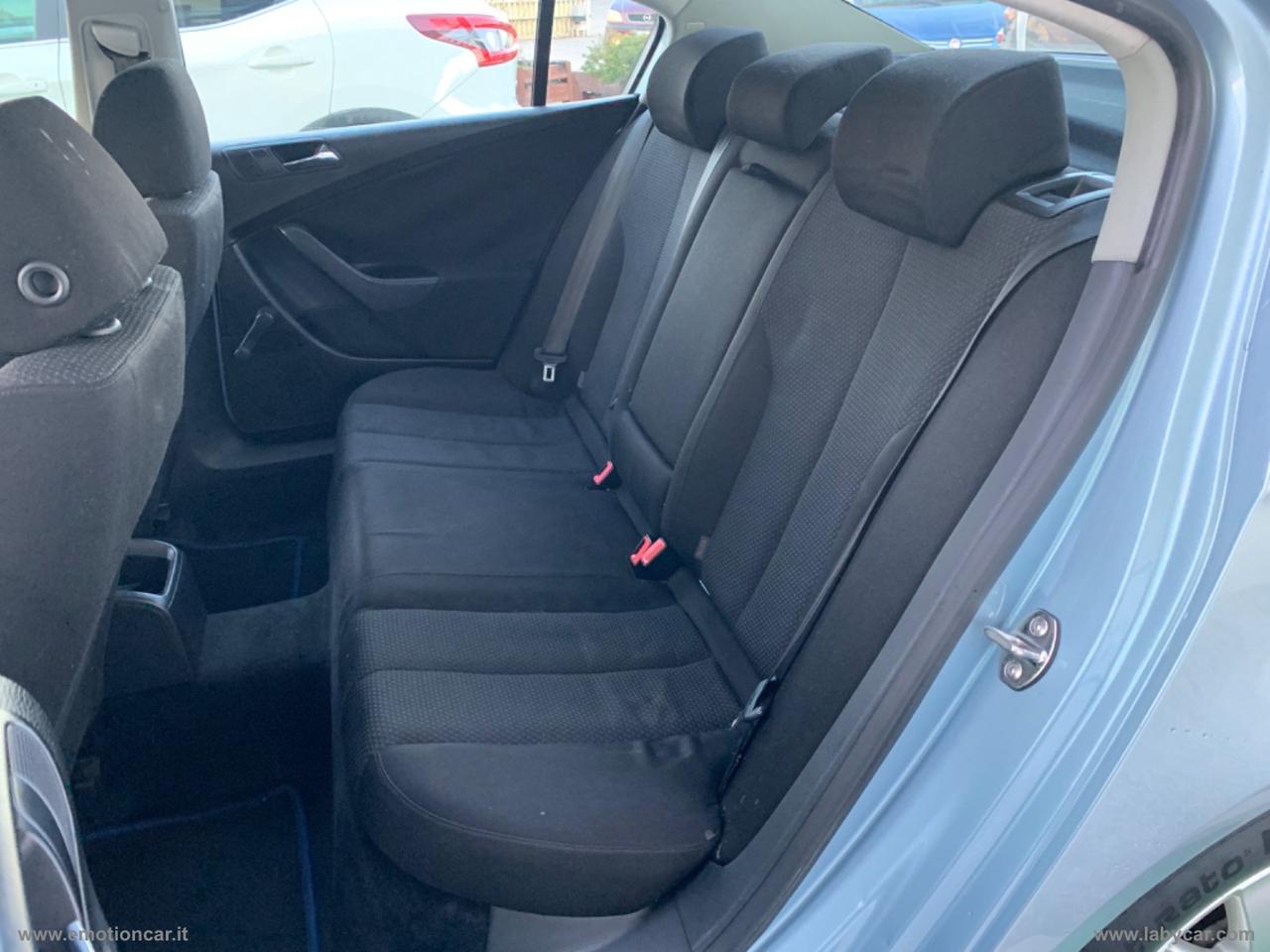 VOLKSWAGEN Passat 2.0 16V TDI Highline - 2005