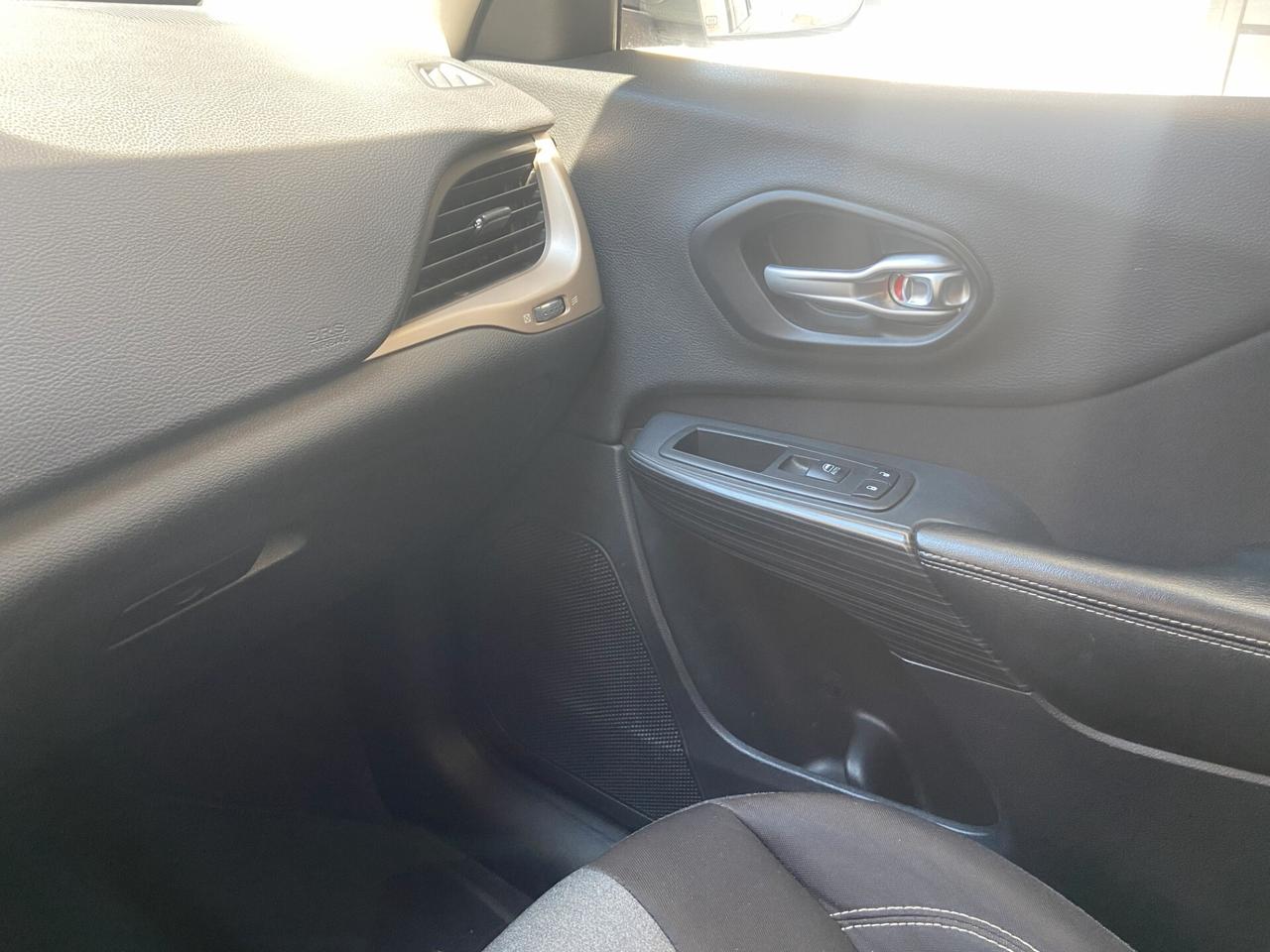 Jeep Cherokee 2.0 Mjt II Longitude
