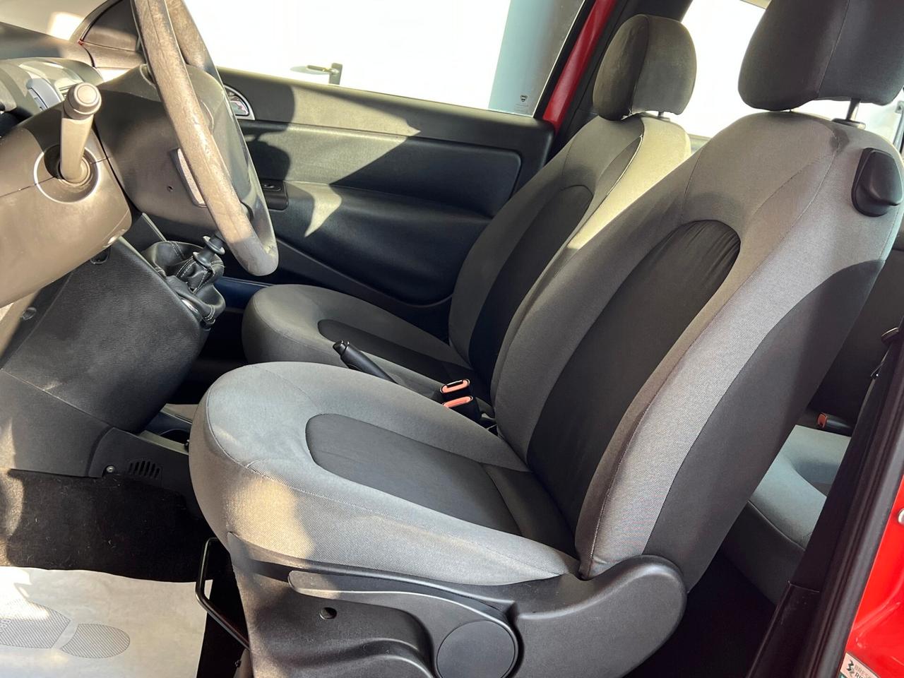 Lancia Ypsilon 1.2 Oro