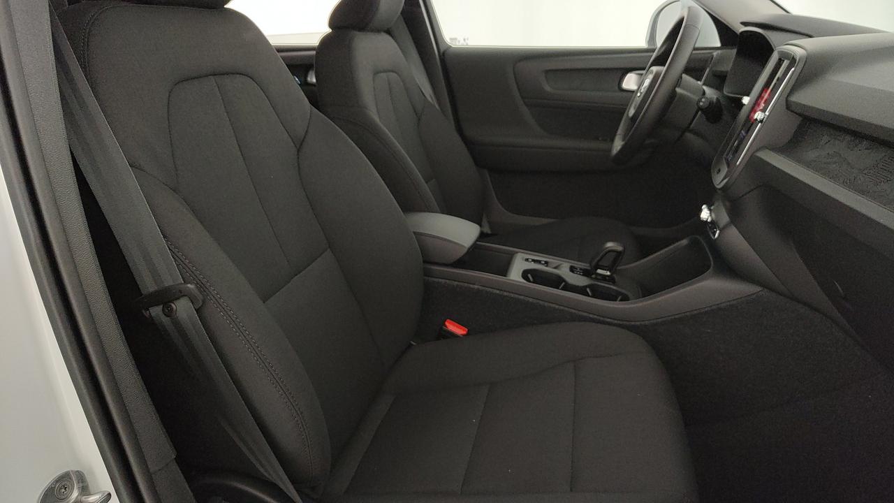 VOLVO XC40 2.0 b3 Essential auto