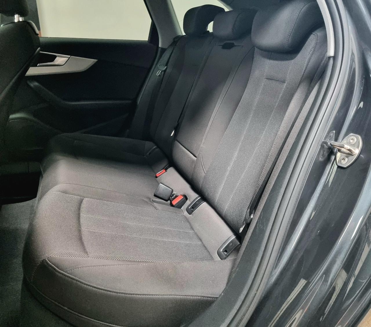 AUDI A4 AVANT 2.0 TDI 136 CV S tronic BUSINESS ADVANCED