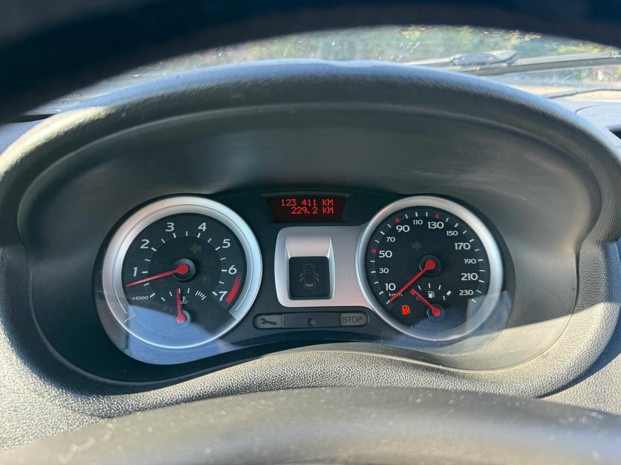 Renault Clio benzina 120000 km neopatentati euro 4