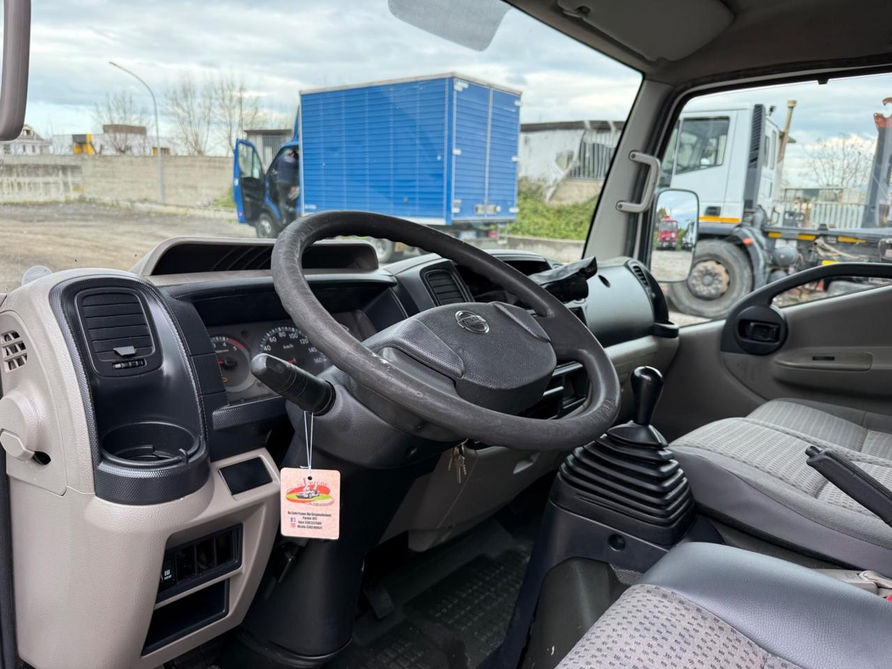 Nissan Cabstar 35.13 Cassone Fisso
