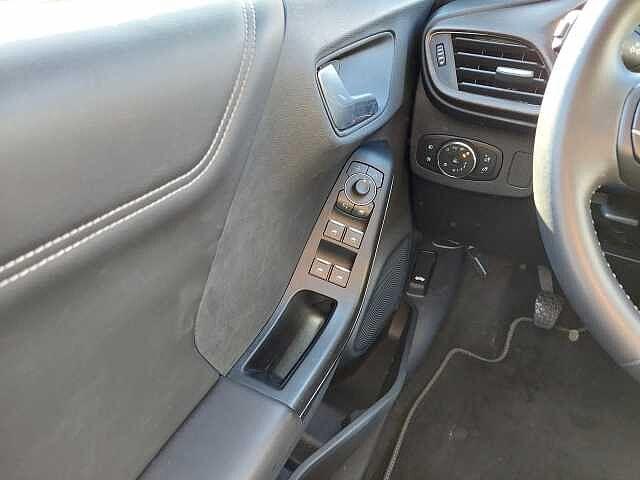 Ford Puma 1.0 EcoBoost Hybrid 125 CV S&S Titanium