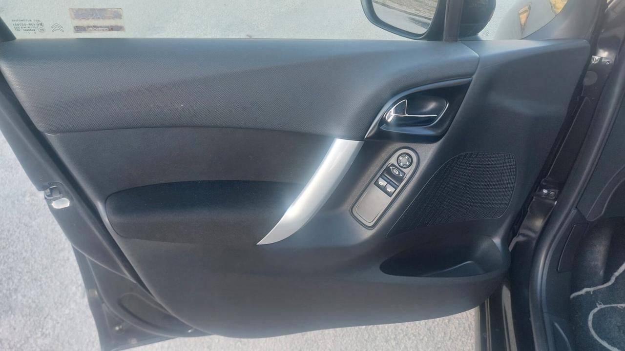 Citroen C3 EXCLUSIVE 1.1 (4CILINDRI)