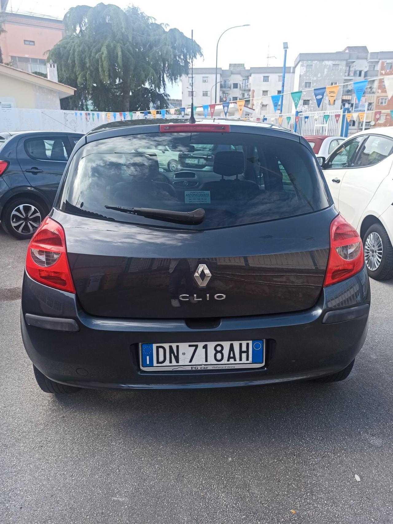Renault Clio Storia 1.2 75 cv 5 porte Dynamique