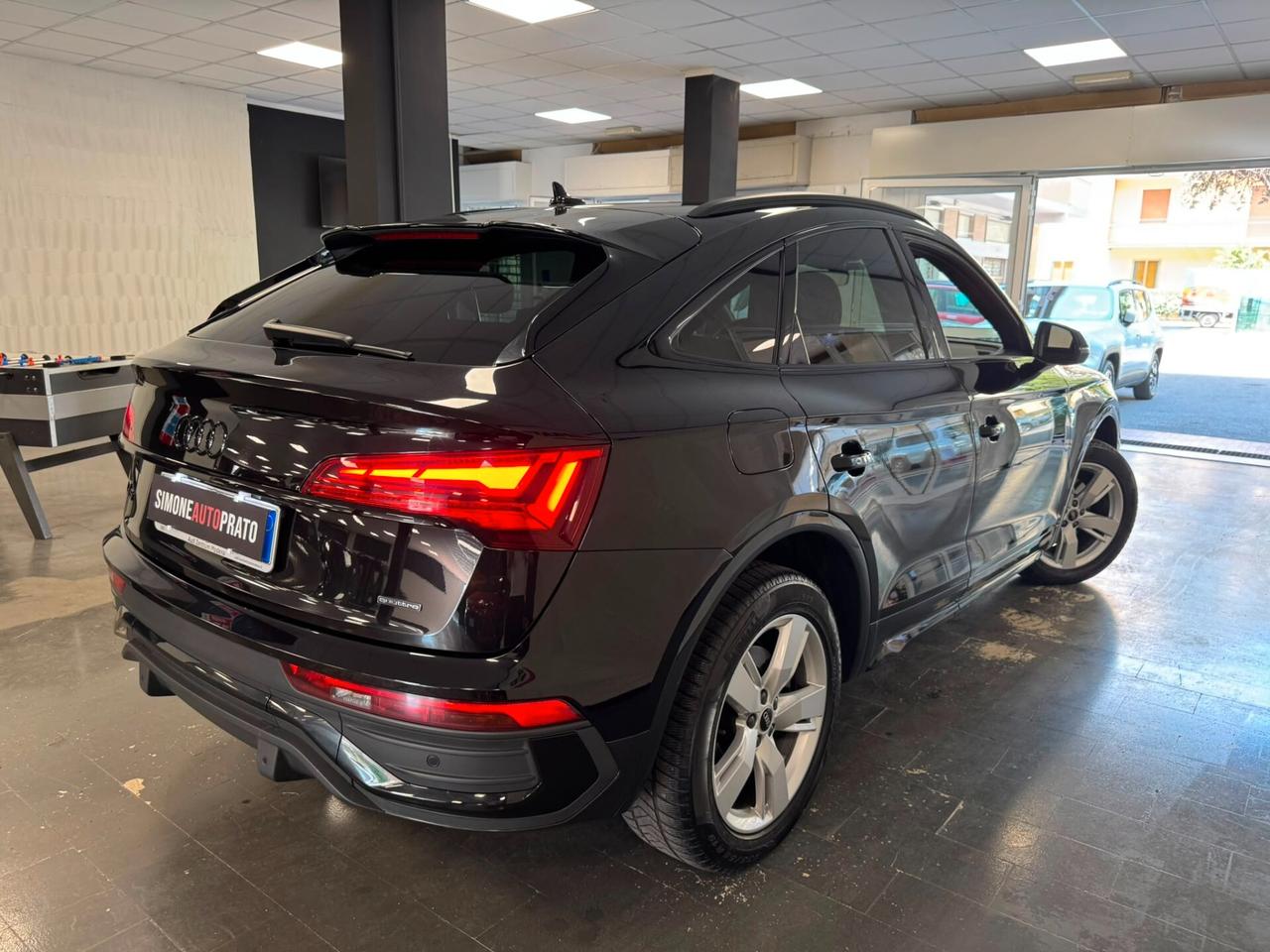 Audi Q5 SPB 40 TDI quattro S tronic Identity Black