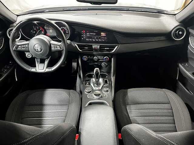 Alfa Romeo Giulia 2.2 Turbodiesel 160 CV AT8 Super