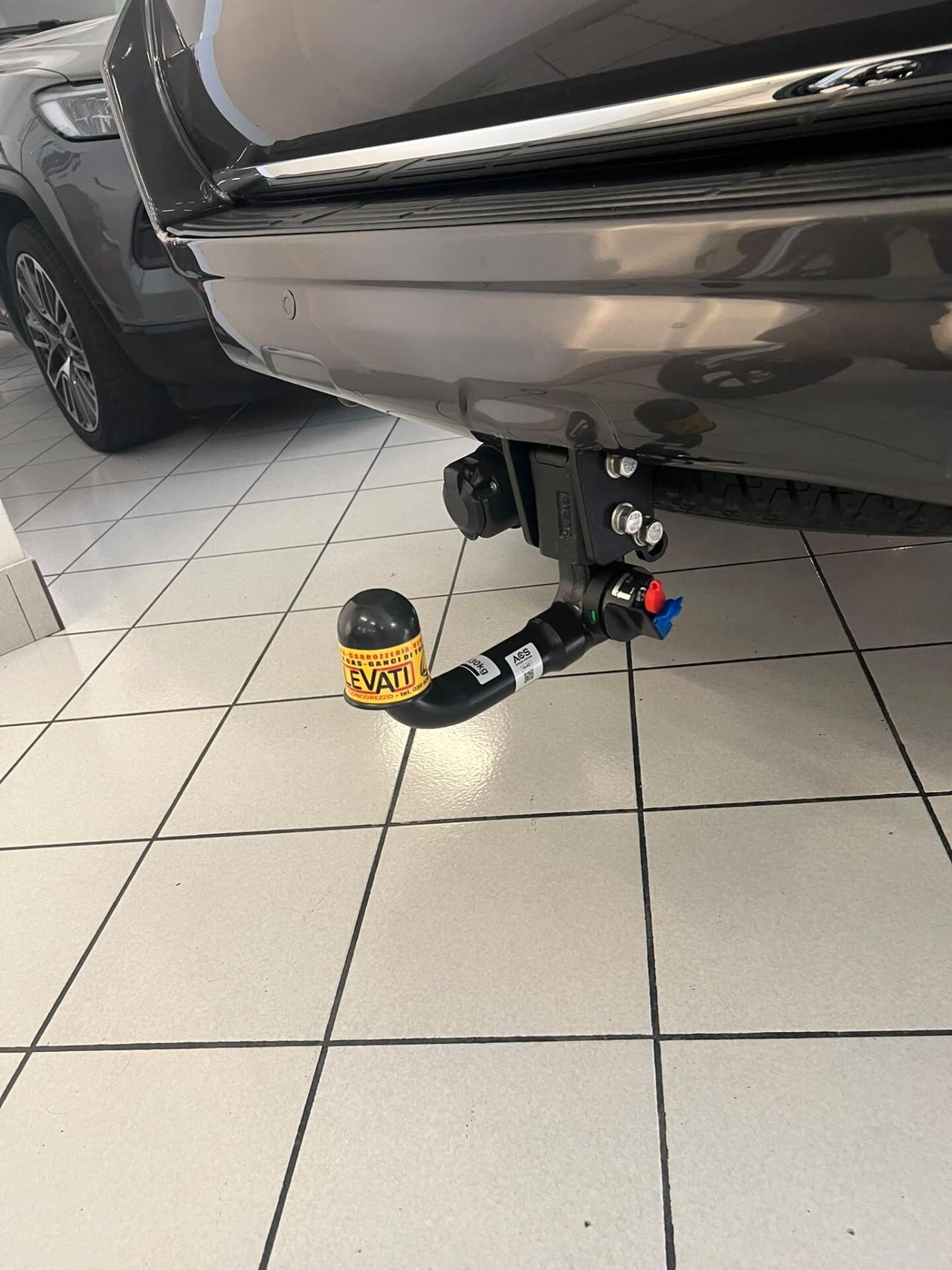 Toyota Land Cruiser 5p 2.8 d-4d Lounge AUTOMATICA + GANCIO TRAINO IVA ESCLUSA
