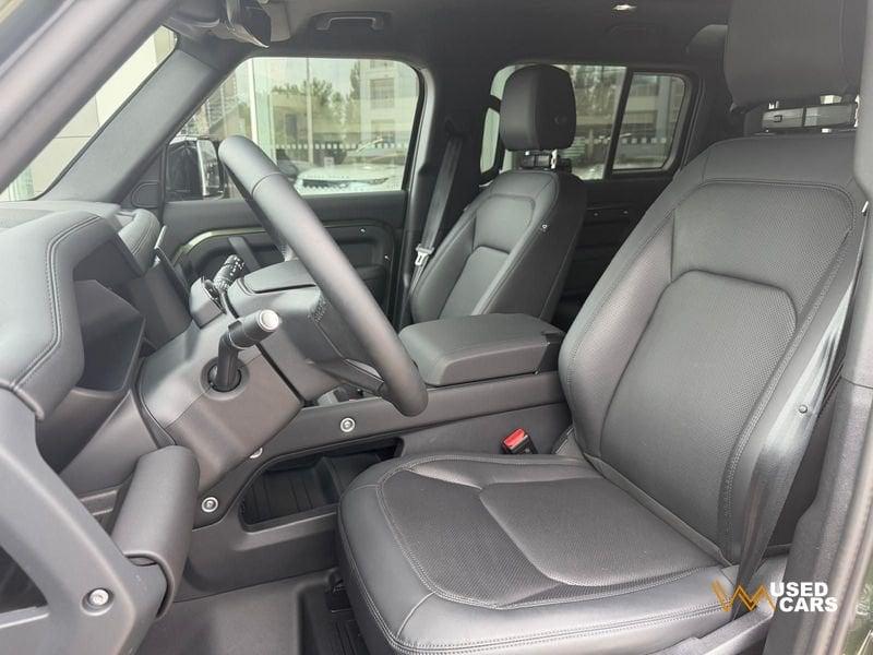 Land Rover Defender D200 AWD Auto 110 X-Dynamic SE
