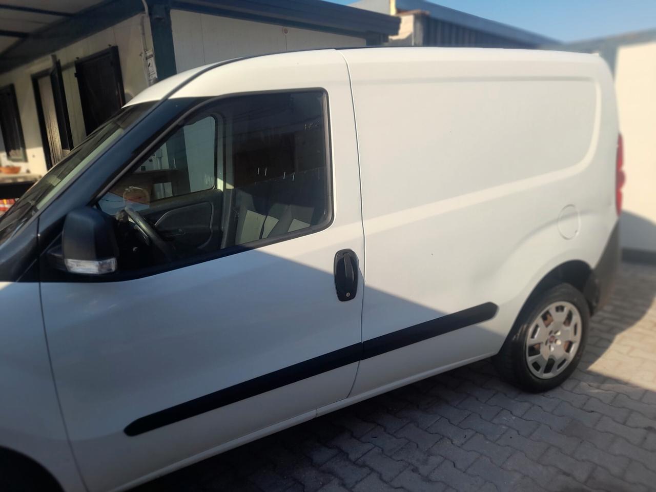 Fiat DOBLO' 1.4 BENZINA METANO 120 CV ANNO DICEMBRE 2019 3 posti