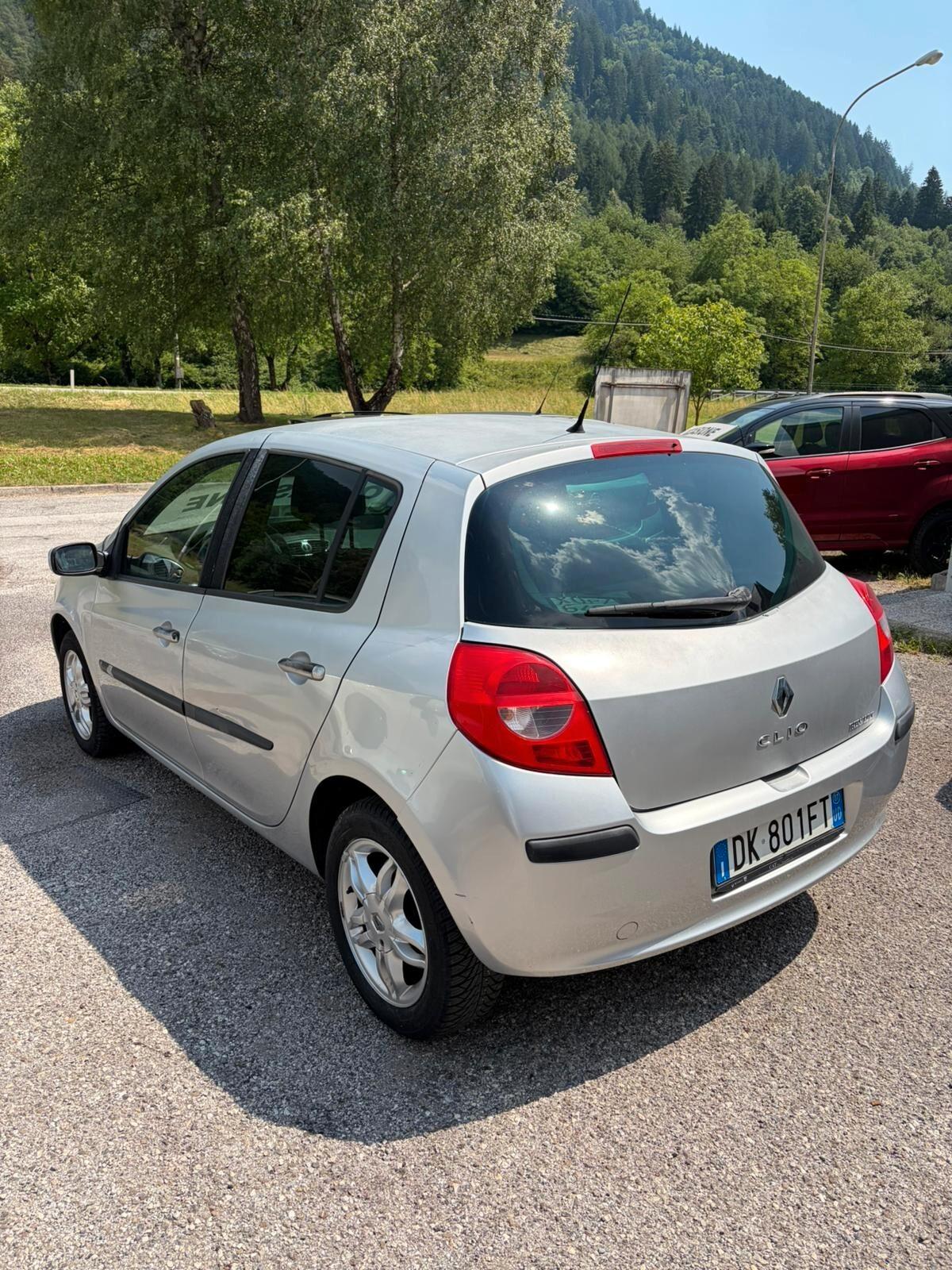 Renault Clio Storia 1.2 5 porte Pack