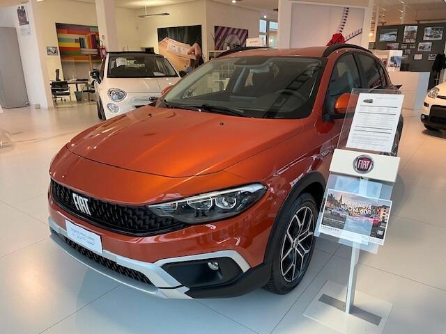 FIAT TIPO 5 PORTE IBRIDA AZIENDALE