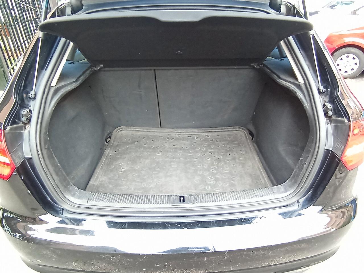 Audi A3 SPB 1.6 TDI 105 CV CR Attraction