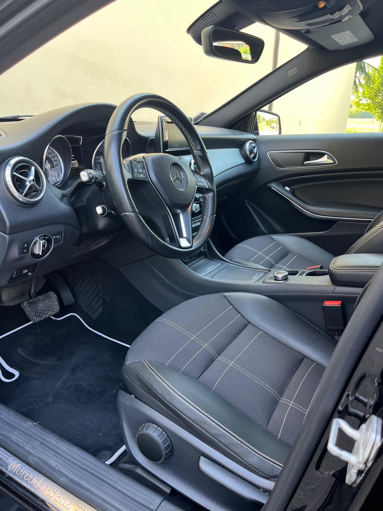 Mercedes-benz GLA 200 CDI Sport