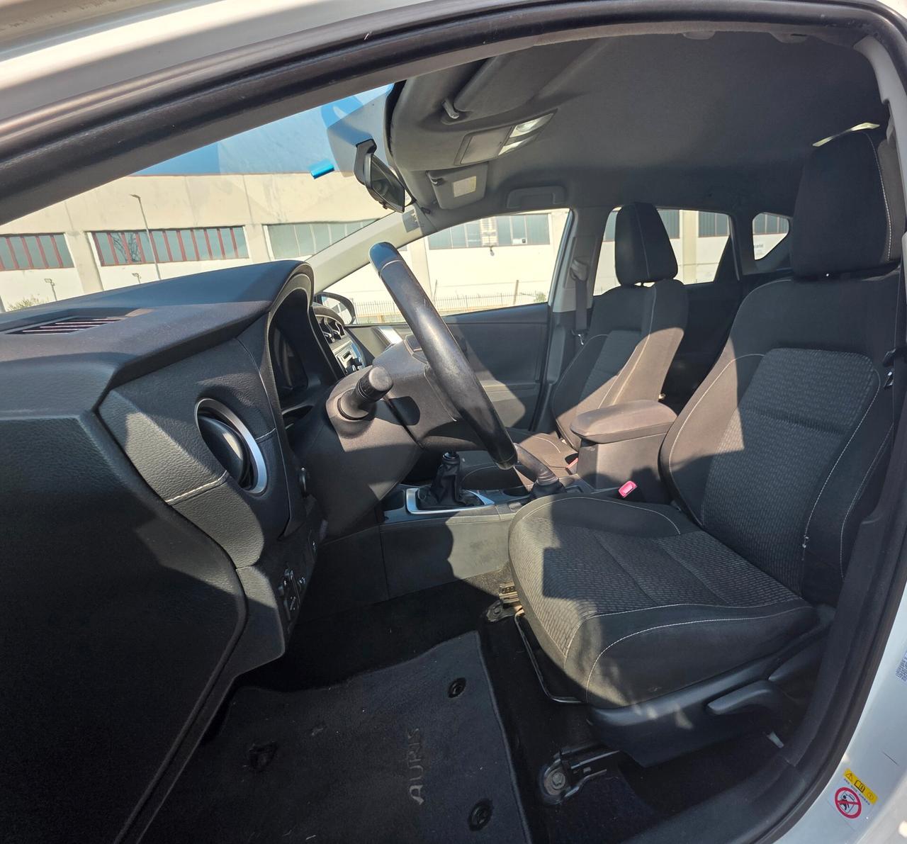 Toyota Auris 1.4 D-4D Lounge