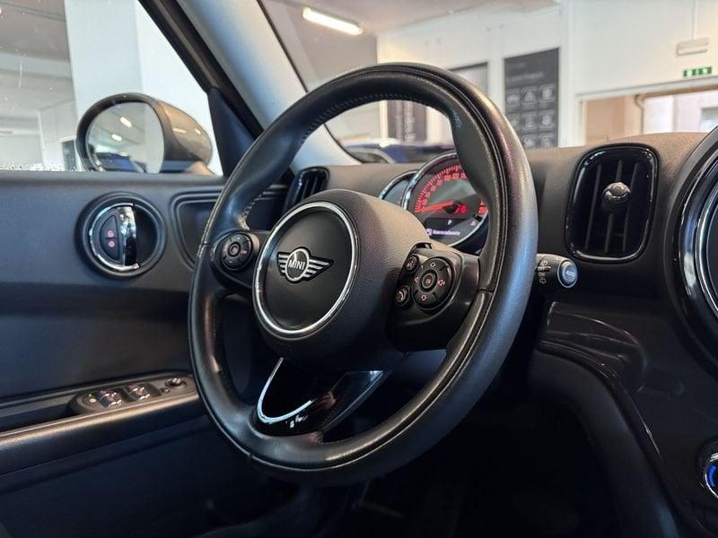 MINI Countryman Cooper D ALL4 Boost automatica