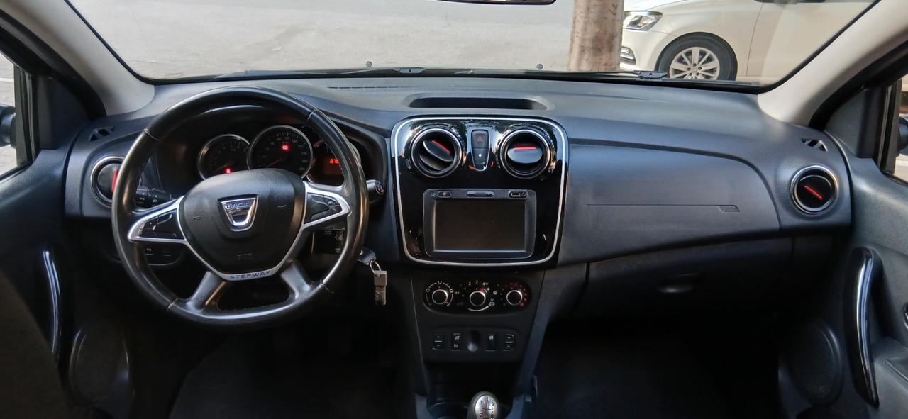 DACIA SANDERO STEPWAY 1.5 BLUE DCI 95 CV WOW OLD