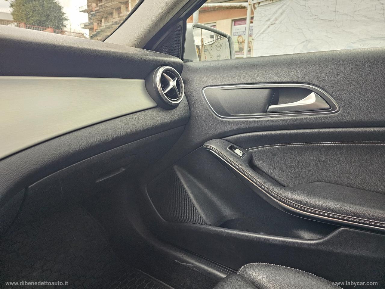 MERCEDES-BENZ GLA 200 CDI Automatic 4Matic Sport