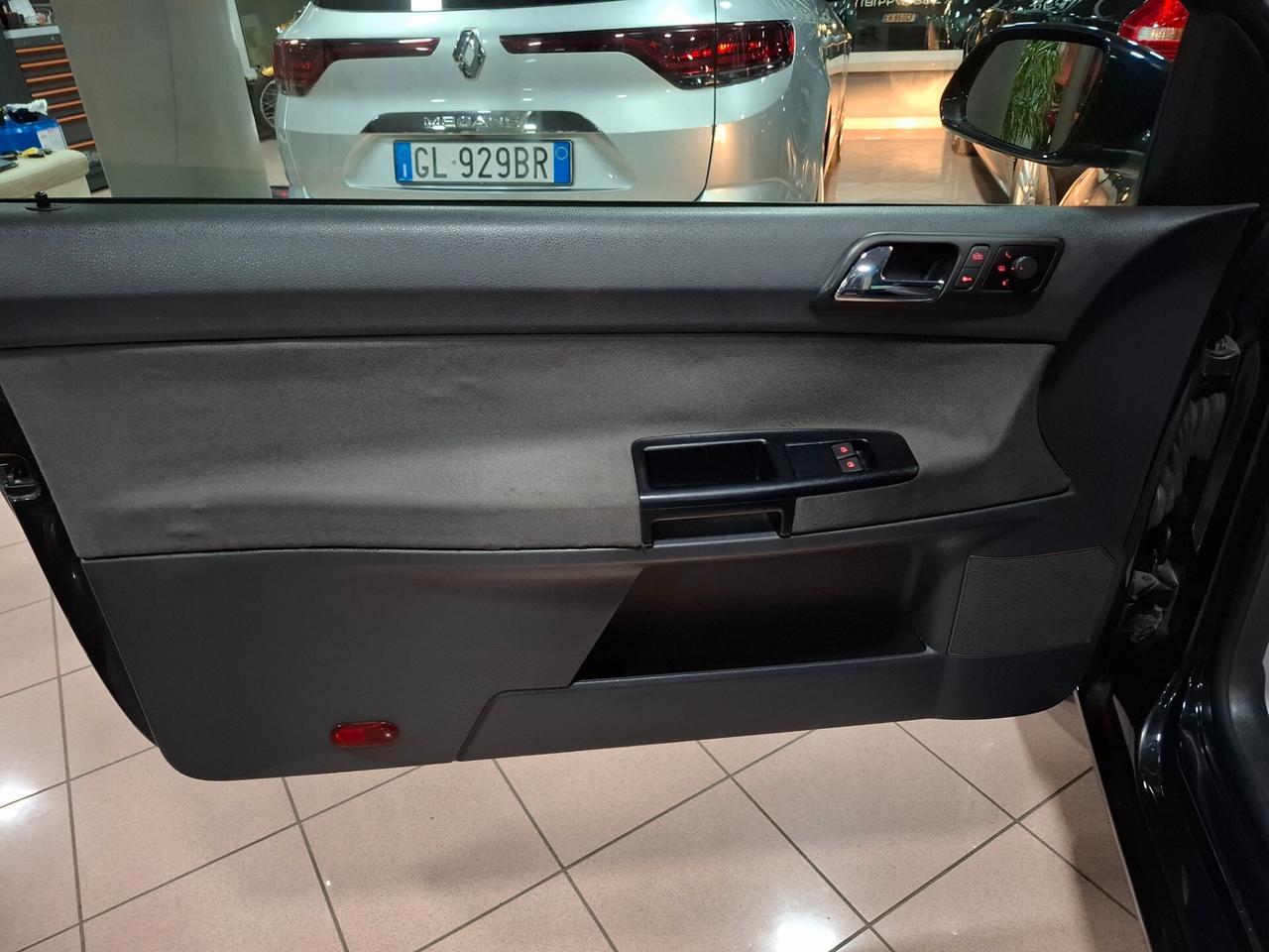 Volkswagen Polo 1.4 TDI 3 porte Sportline NEOPATENTATI