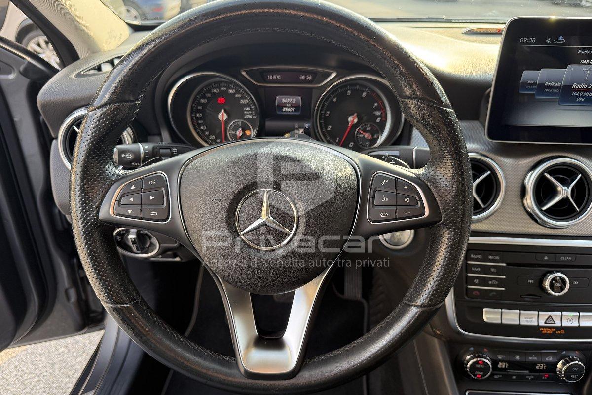 MERCEDES GLA 180 Sport