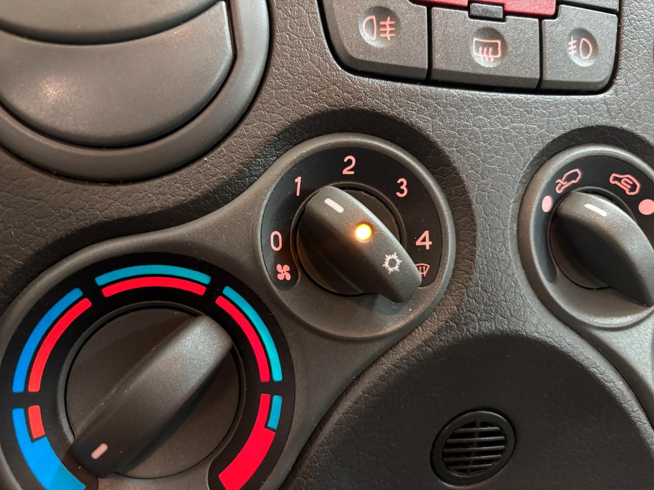 Fiat Panda NEOPATENTATI - BENZINA 5 PORTE