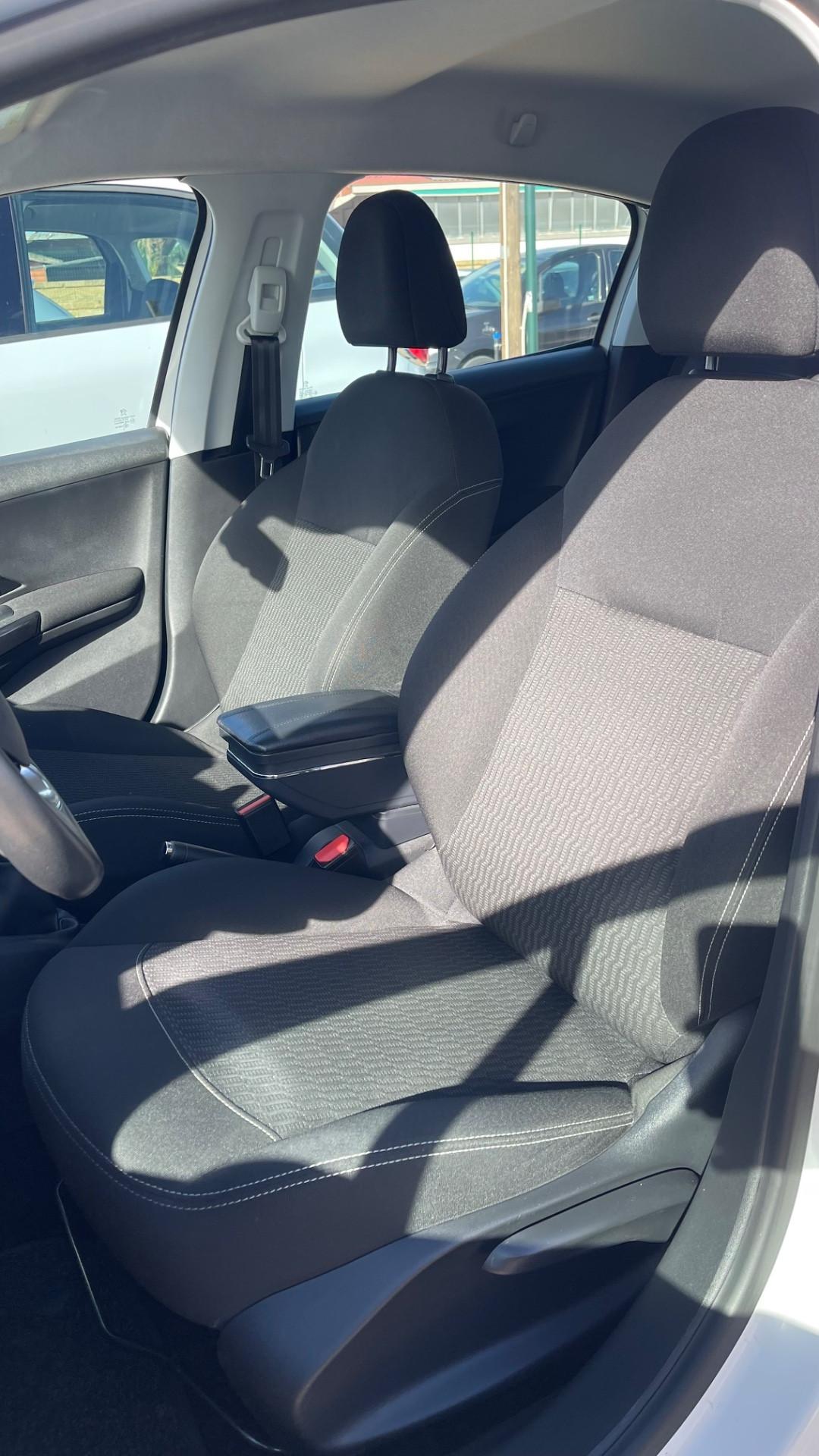 Peugeot 208 PureTech 82 5 porte Allure