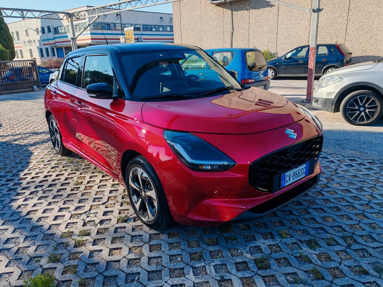 Suzuki Swift 1.2 Hybrid Top bicolor