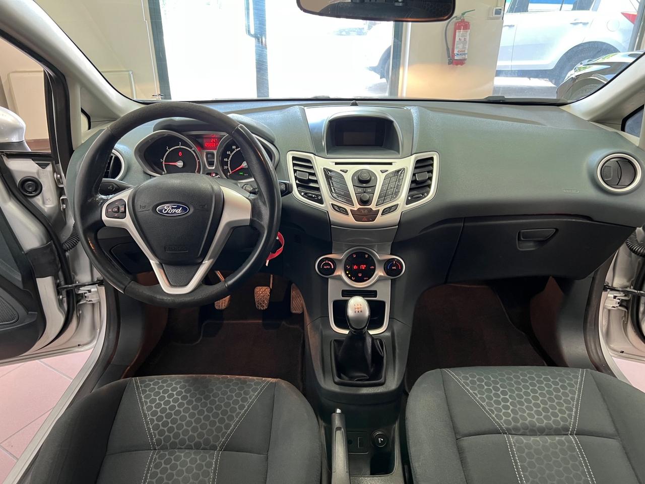 Ford Fiesta 1.4 TDCi 5p. Titanium