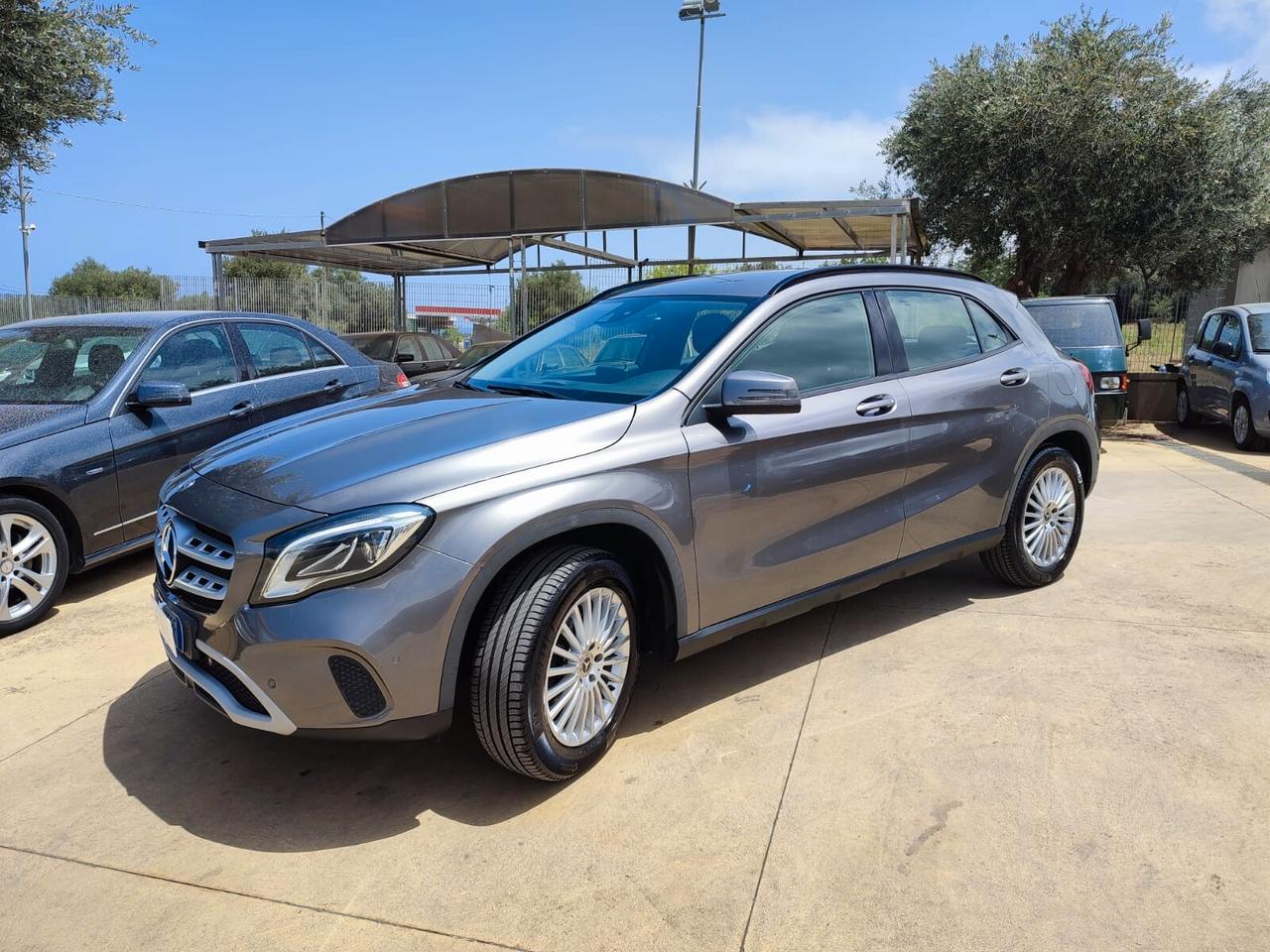 Mercedes-benz GLA 180 d Business