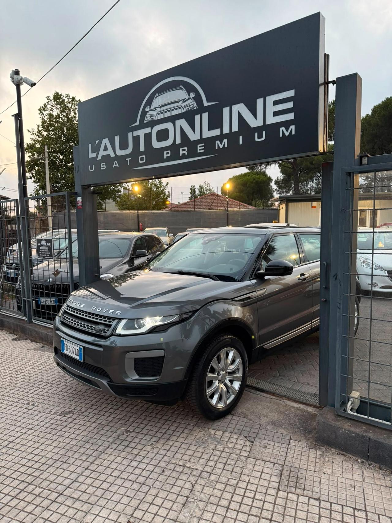 Land Rover Range Evoque 2.0 TD4 150 CV 5p. SE