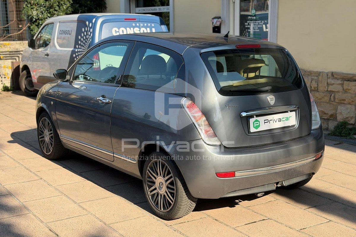 LANCIA Ypsilon 1.4 Argento