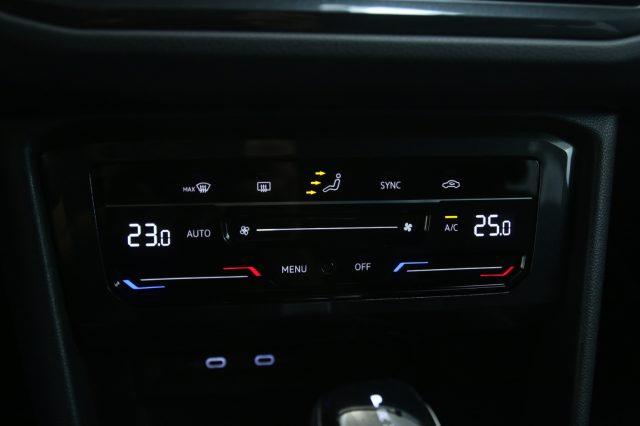 VOLKSWAGEN Tiguan 2.0 TDI 150 CV SCR DSG R-Line Fari Matrix/Black P.
