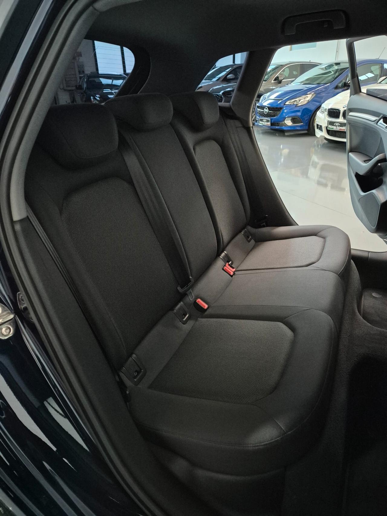 5 Porte 116cv Navi Cruise Cerchi18 Ok Neopatentati