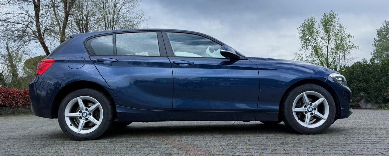 Bmw 116 116d 5p. Urban