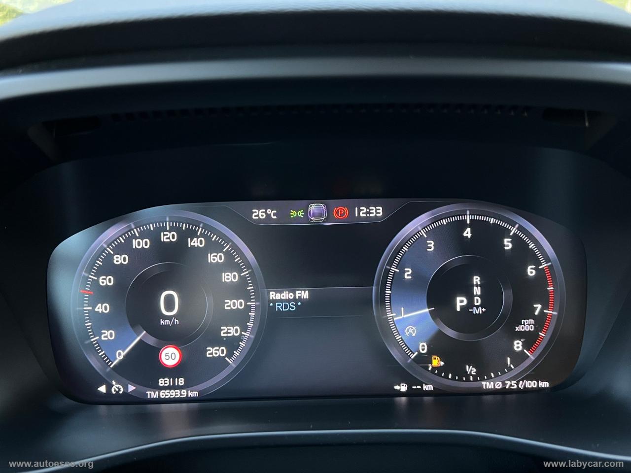 VOLVO XC40 T2 automatico Essential