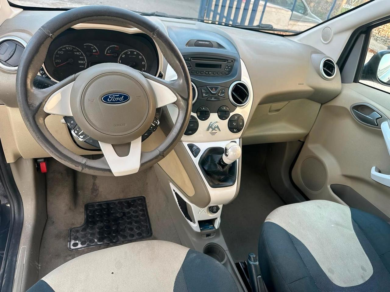 Ford Ka Ka+ 1.2 8V 69CV INDIVIDUAL